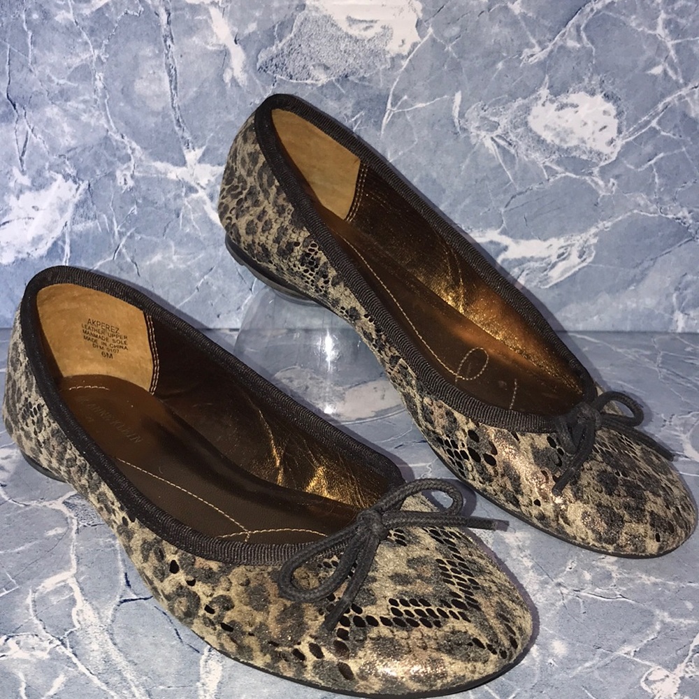 🌻$10🌻 Anne Klein iflex leather upper metallic